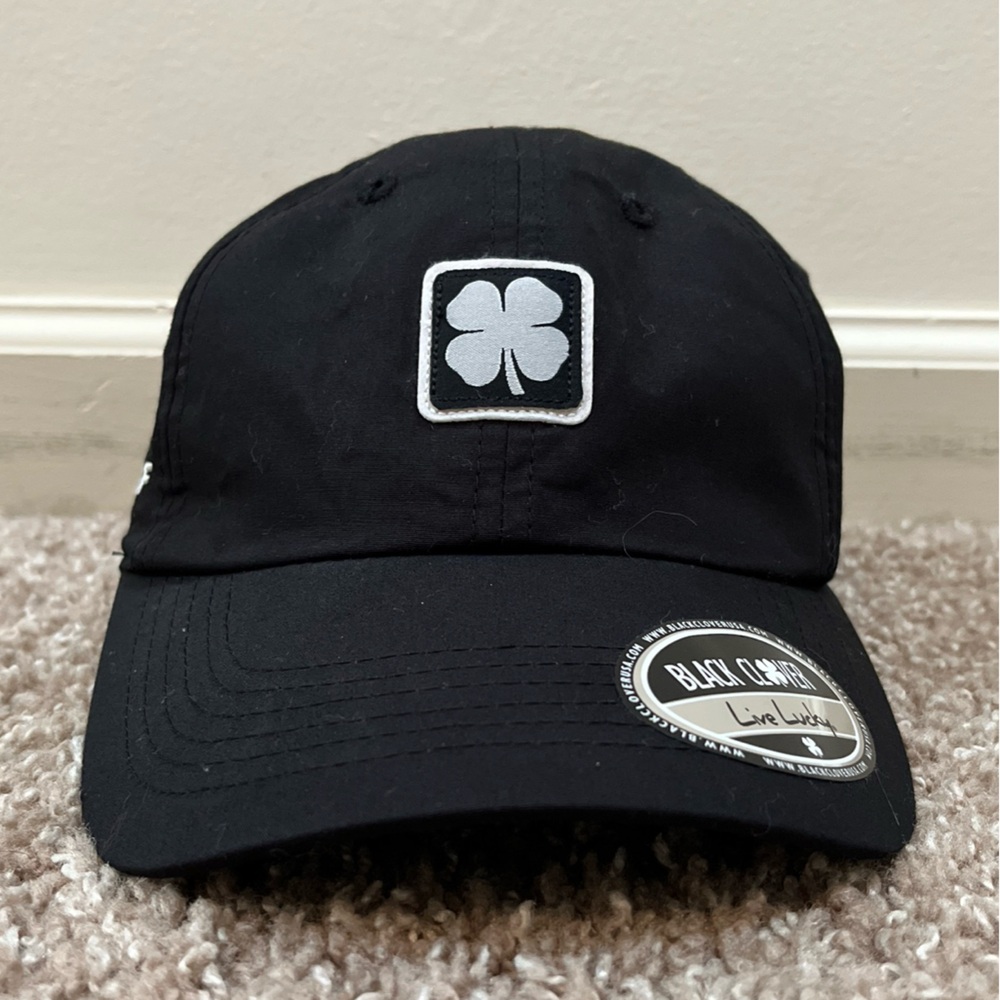 Black Clover Live Lucky Top Golf  Hat Cap NWT Black Lucky For U 2 Strapback OSFA